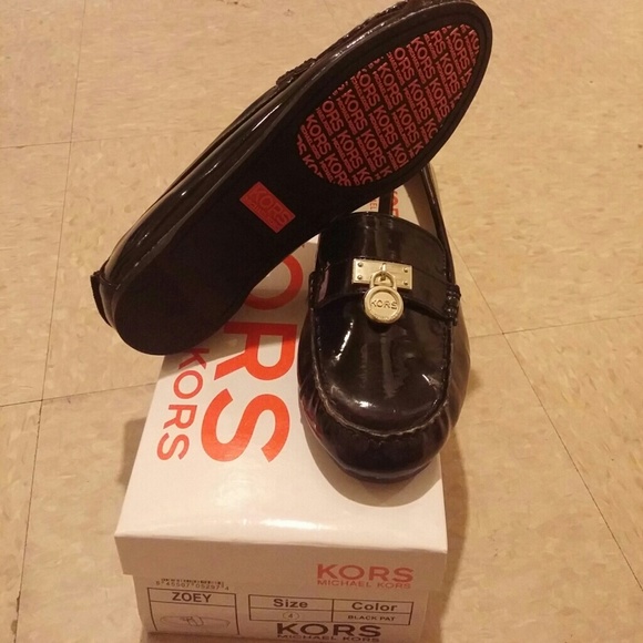 YOUTH GIRLS BRAND NEW MICHAEL KORS SHOES