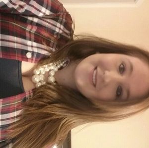 Meet your Posher, Whitney