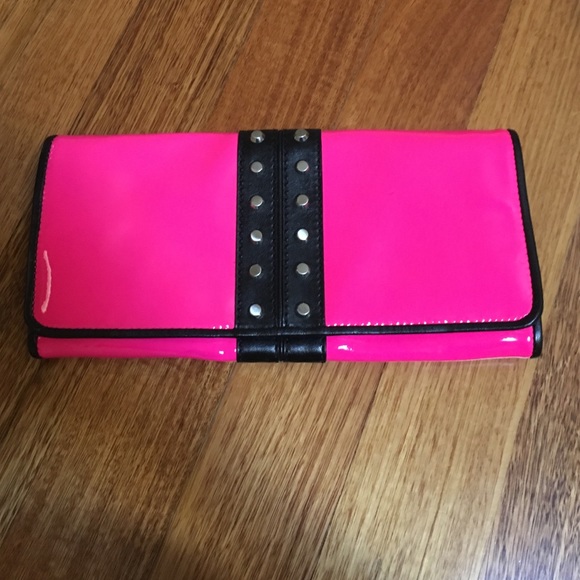 Michael kors clutch
