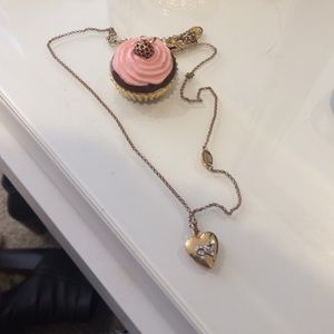 Juicy couture necklace with holder