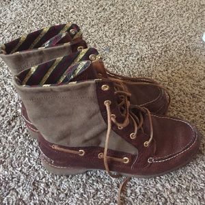 Sperry Leather Boots