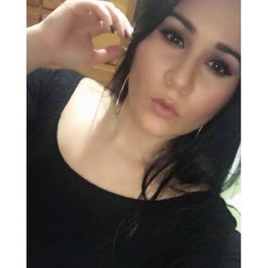 Meet your Posher, Ana
