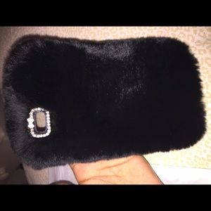 iPhone 6plus black furry case ✨