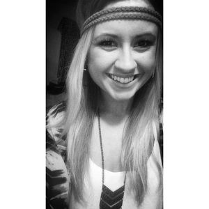 Meet your Posher, Jenny