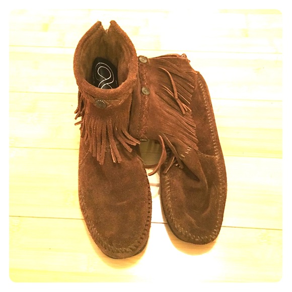 Authentic Minnetonka Moccasins