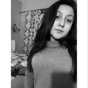 Meet your Posher, Fabiola