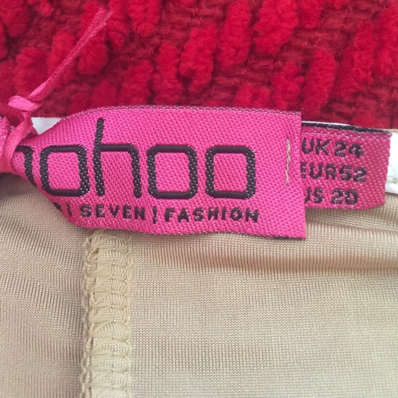 Plus size Knot Crop Top in Camel - Picture 3 of 3