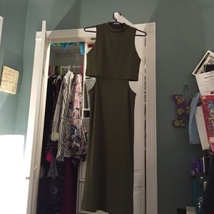 TOP SHOP SLEEVELESS MIDI DRESS W/ CUT-OUT.