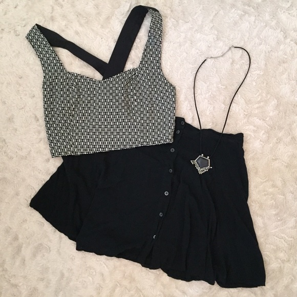 Black And White Patterned Crop