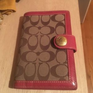 Coach Planner Case - Tan & Magenta