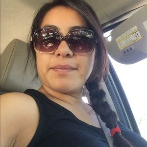 Meet your Posher, Cherry