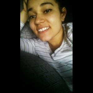 Meet your Posher, Selena