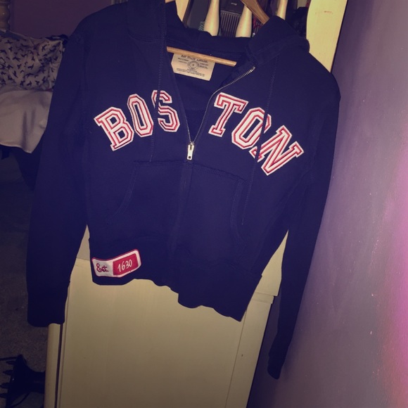 In perfect condition- zip up navy BOSTON hoodie - Picture 1 of 4