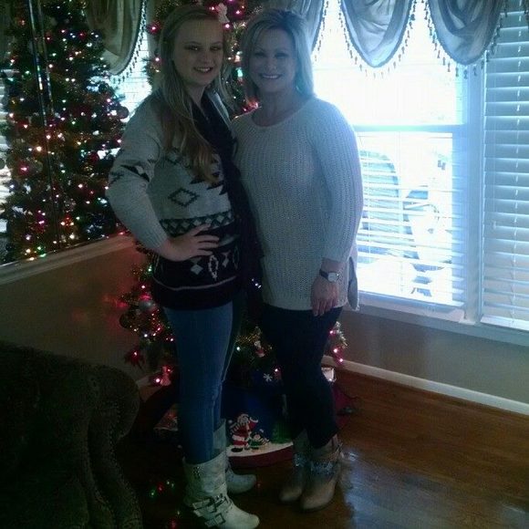 Meet your Posher, Kimberly - Picture 1 of 1