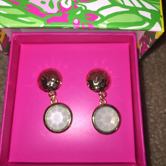 Shorley blue earrings