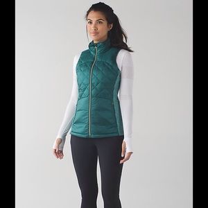SOLD Lululemon Down For A Run Vest Sz 2