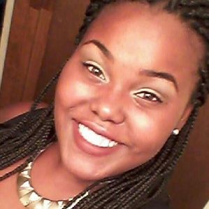 Meet your Posher, Briana