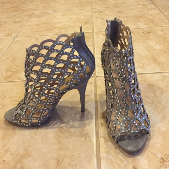 Silver sparkly heels!