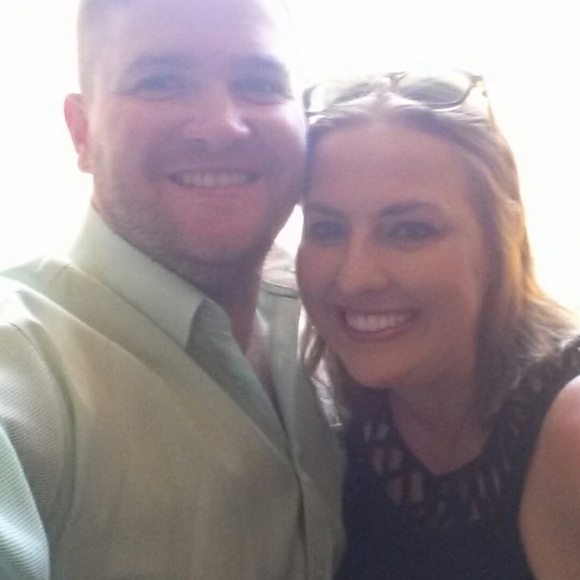 Meet your Posher, Lauren - Picture 1 of 1