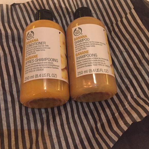 Never been used bodyshop shampoo & conditioner set