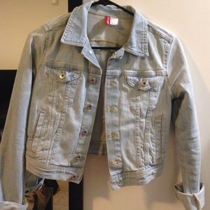 Light Wash Cropped Denim Jacket