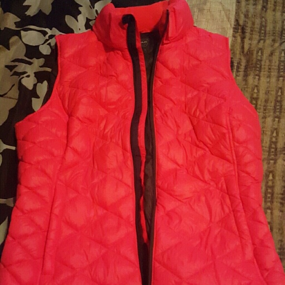 Tek Gear pink vest