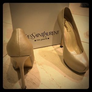 YSL NEVER WORN Champagne platform heels