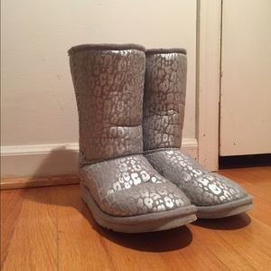 Aeropostale silver fur boots