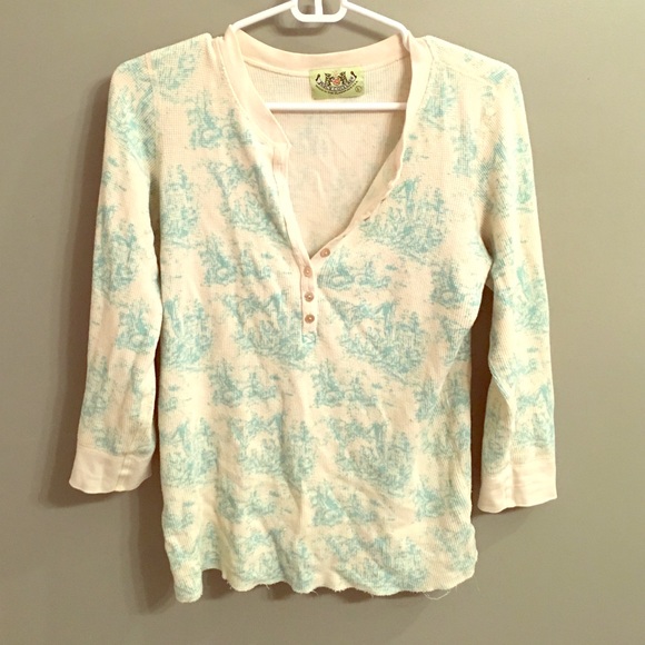 ****SOLD****Juicy Couture Thermal in Juniors Large