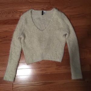 Extremely Soft Cropped H&M Sweater
