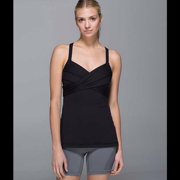 Lululemon Wrap it up tank Sz 4