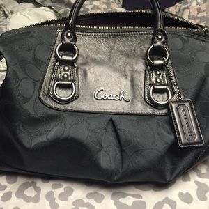 Coach Ashley signature purse/satchel(extra photos)