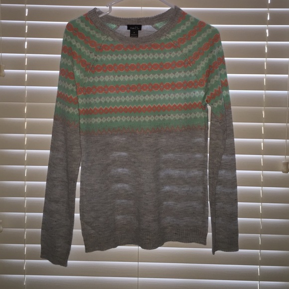 cute sweater!