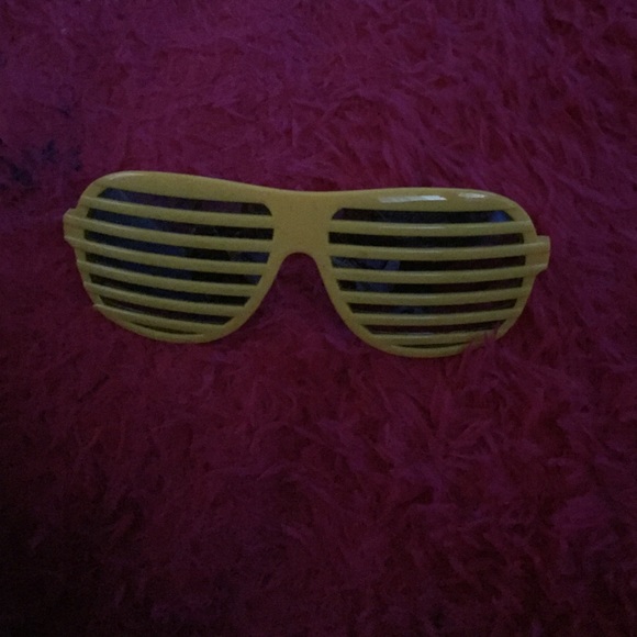 Sunglasses - Picture 1 of 1