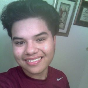 Meet your Posher, Javier