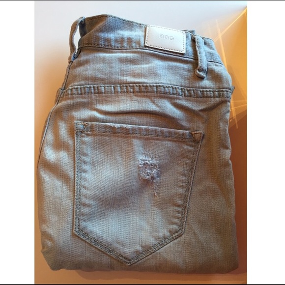 High waisted BDG light wash jeans!