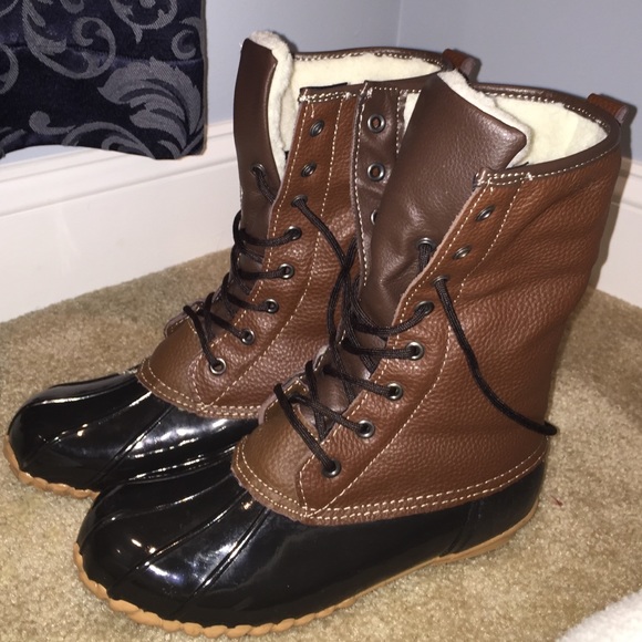 (Faux) Fur-lined Duck Boots