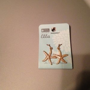 Gold starfish earrings
