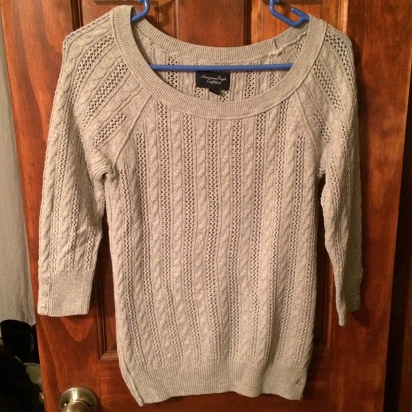 American Eagle Sweater