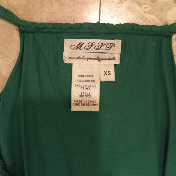 Max Studio Tunic - Picture 2 of 4