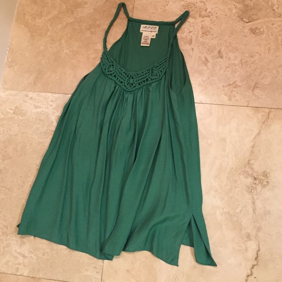 Max Studio Tunic - Picture 4 of 4