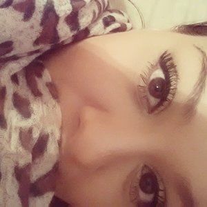 Meet your Posher, Mariela