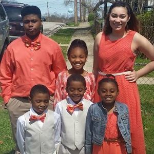 Meet your Posher, Elijah