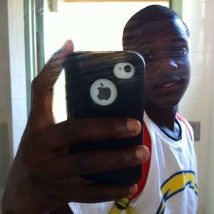 Meet your Posher, Elijah