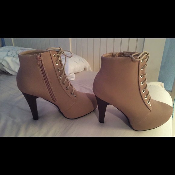 (NEW) Heeled lace up boots Matte Tan
