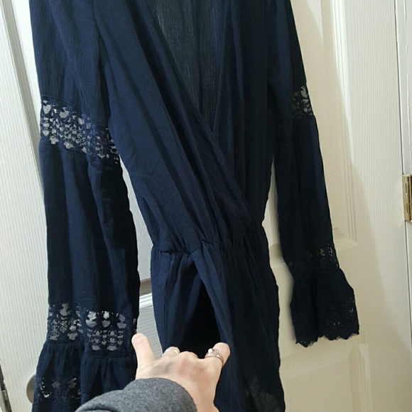 V-Cut Lace Romper - Picture 3 of 4