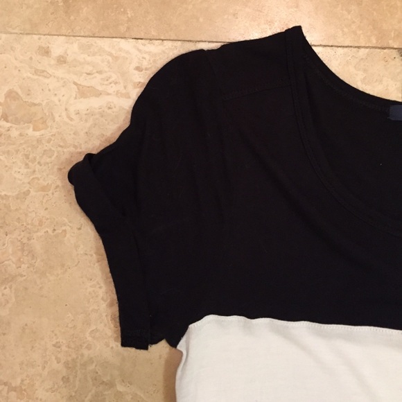 Gap T Shirt - Picture 3 of 3