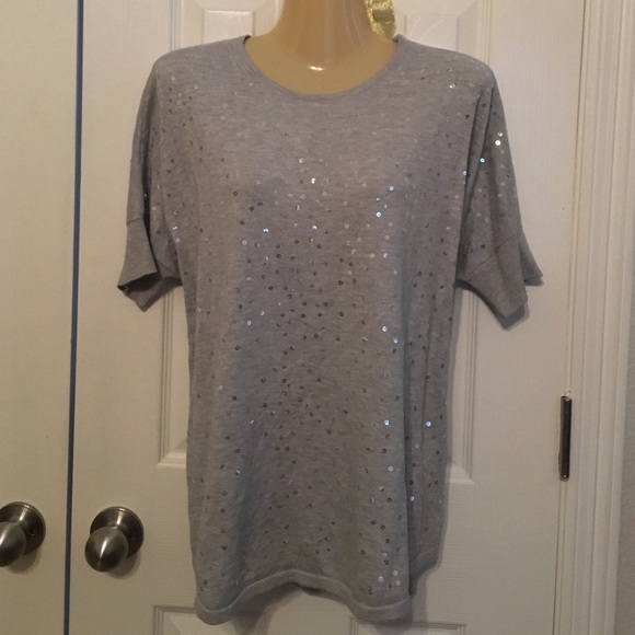 Jennifer Lopez Sequin Top! 🎉