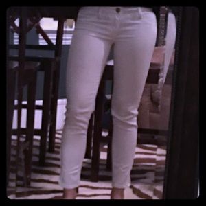 AE white skinny ankle crop jeans