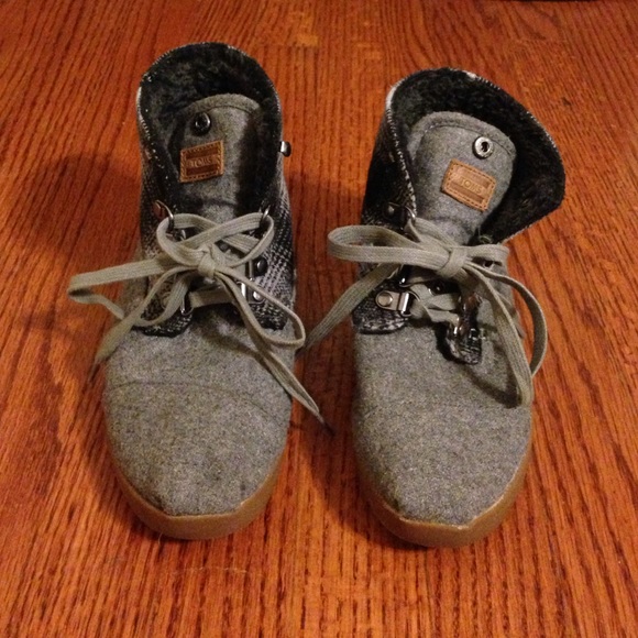 Grey Highlands Wool Toms Botas